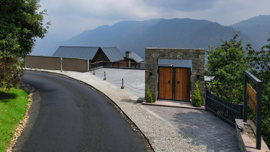 Exterior & Views 1, SaffronStays Aruunoday - 4BR with Theatre, Deck & Bonfire, Nainital