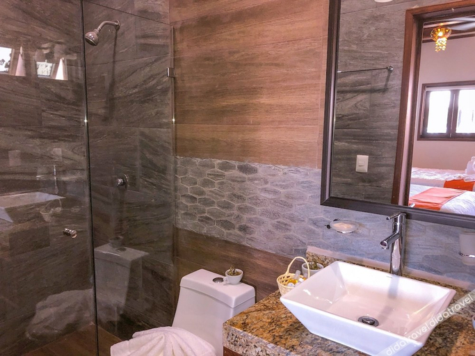 Bathroom, Hotel Hacienda Dos Ojos, Cozumel