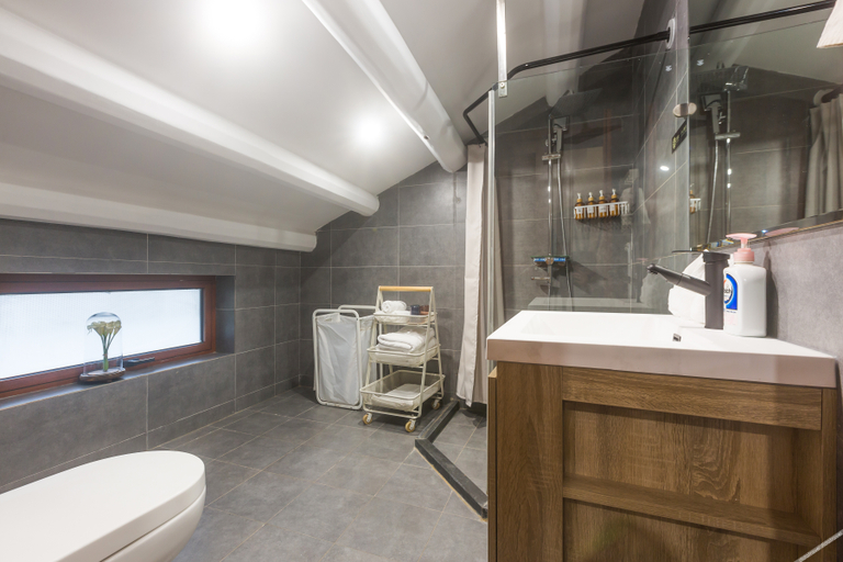 Bathroom 4, Floral Hotel Hangzhou Pupu, Hangzhou