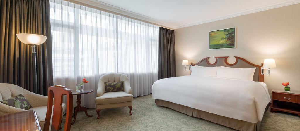 Bedroom 3, Marco Polo Hongkong Hotel, Kowloon