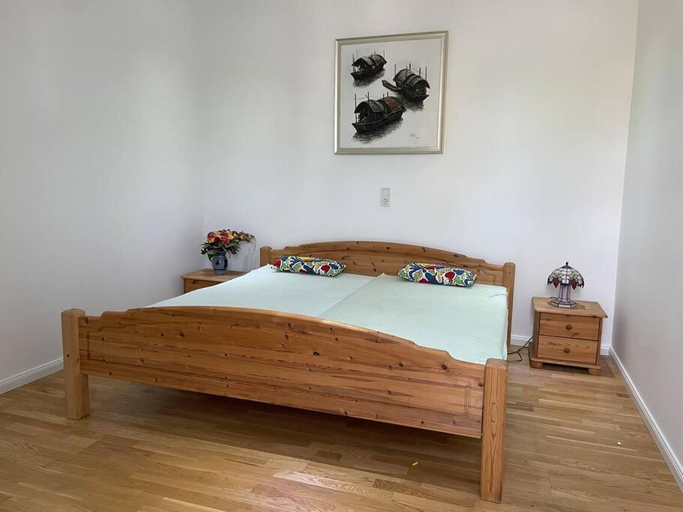 Bedroom 2, Castle View Living - Best Apartment in Weilburg, Limburg-Weilburg