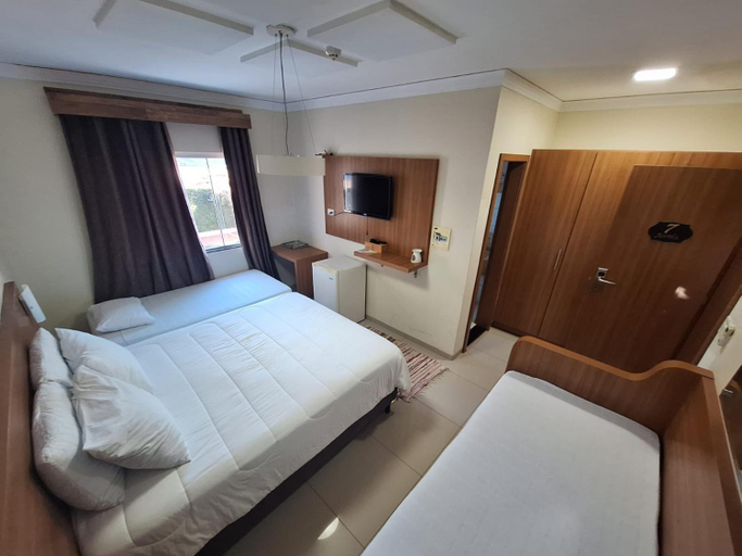 Bedroom 3, Tacuru Hotel & Spa, Salto del Guairá