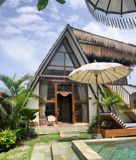 Exterior & Views 1, The Phalosaa Villa, Sleman