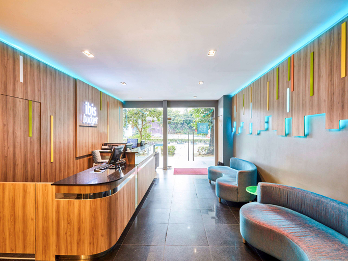 Others 2, ibis budget Singapore Bugis, Singapura