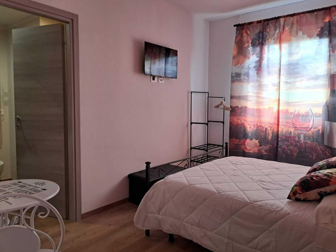 Bedroom 2, B&B 8380 La Cantina di Piero e 'Netta, Grosseto