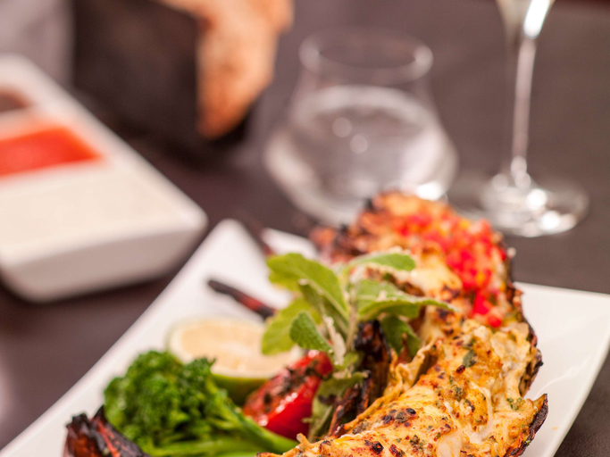 Food & Drinks 5, Fairmont The Norfolk, Starehe