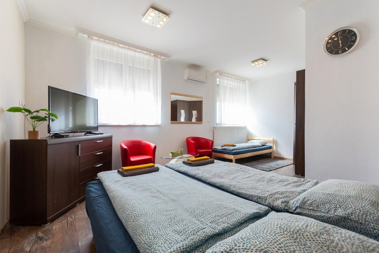Others 5, R APARTMENTS BUDAPEST, Budapesti