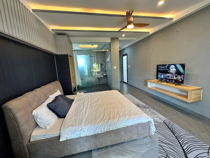 Bedroom 14