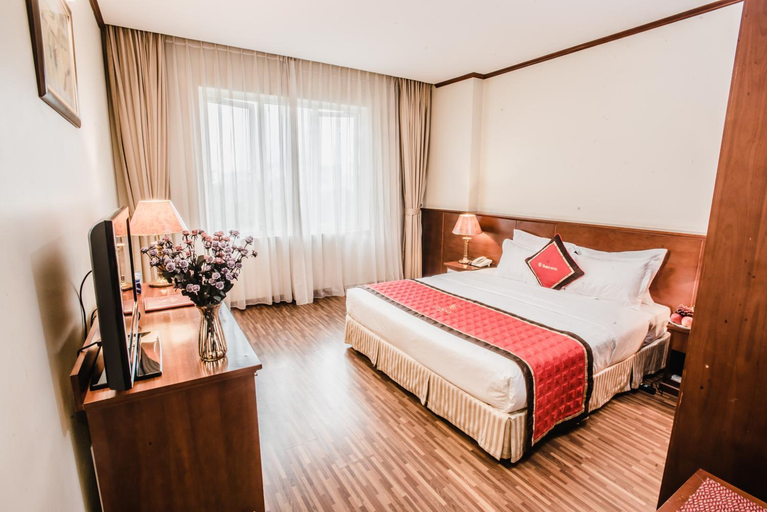 Bedroom 6
