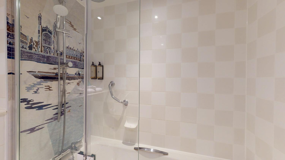 Bathroom 3