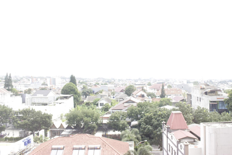 Exterior & Views 23