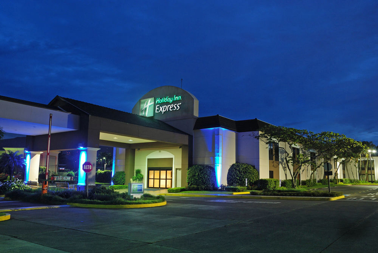 Holiday Inn Express San Jose Costa Rica Airport