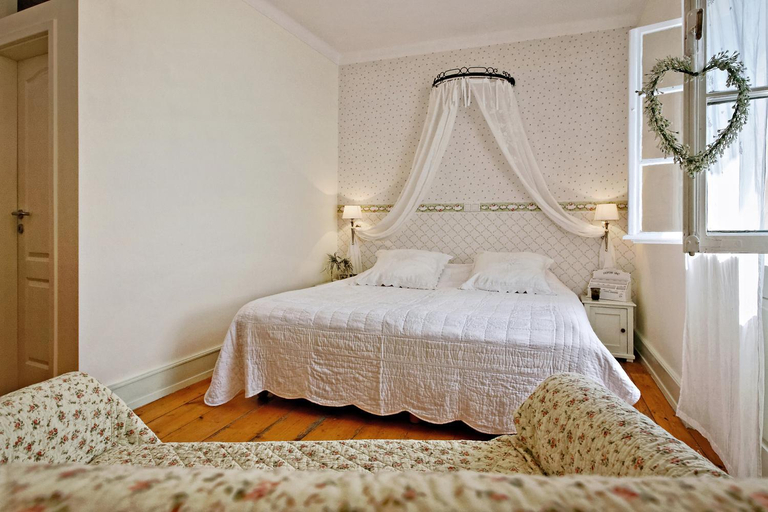 Bedroom 30