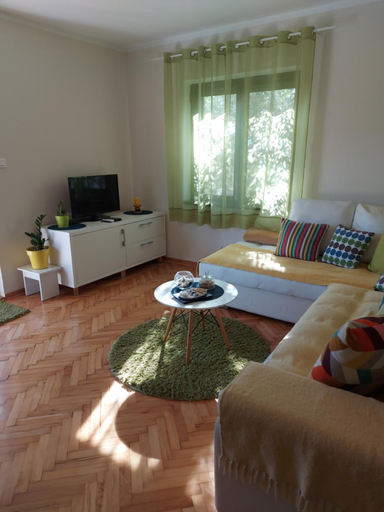Facilities 5, Apartments Iva