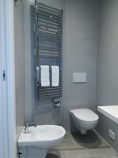 Bathroom, Alex Room, La Spezia