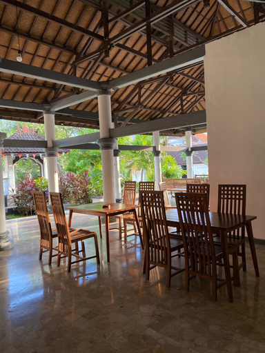 Food & Drinks 4, Hotel Putri Sari, Buleleng