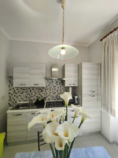 Others 5, Casa Garofalo, Napoli