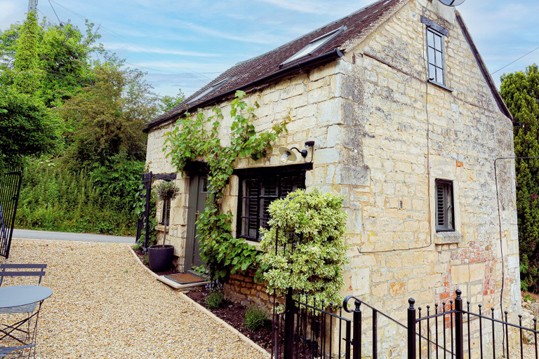 Exterior & Views 2, Mill House & Cottage - on Cotswold Way, Gloucestershire