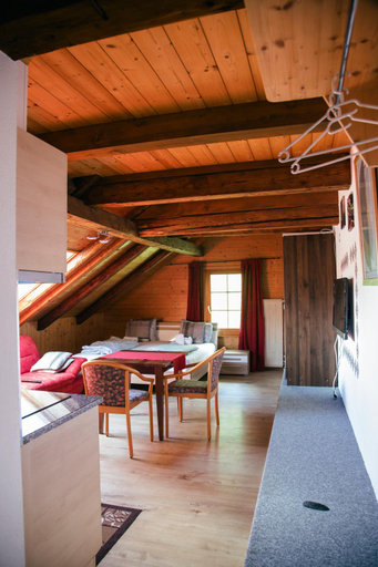 Others 5, Au Bord Du Lac, Interlaken