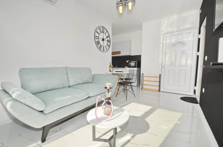Others 5, KM Apartments