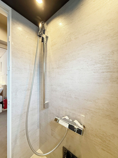 Bathroom 3, Reno bld 301, Hiroshima