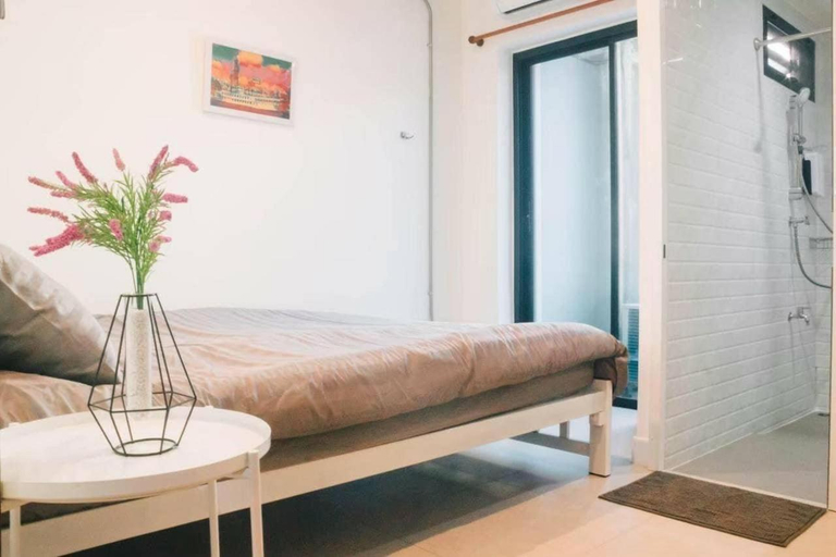 Jira19Hostel, Phra Nakhon