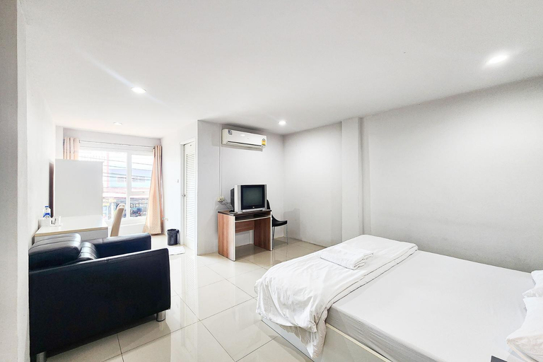Bedroom 15