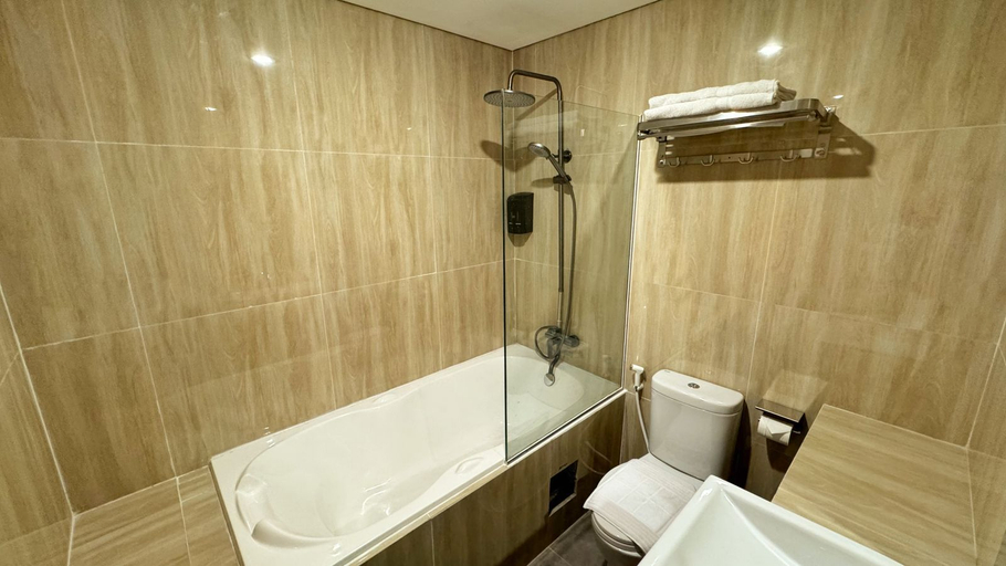 Bathroom 5, Chara Hotel, Bandung