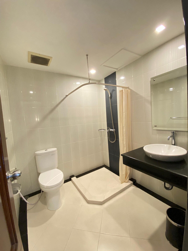 Bathroom 4