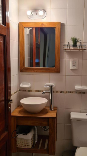 Bathroom 2, Terrazas de Rondeau, Capital