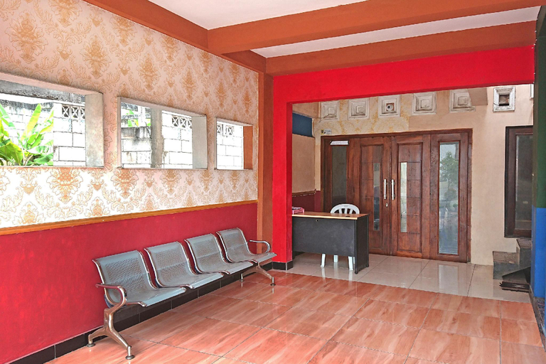 4, Hotel O Buana Jaya Guest House, Cilacap