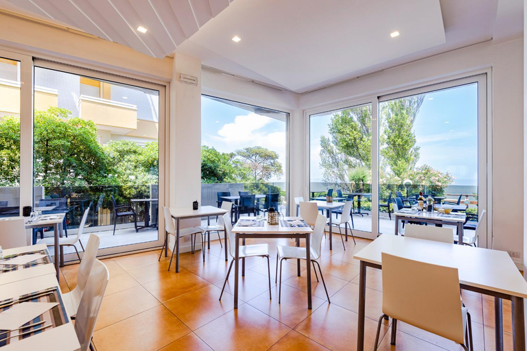 Food & Drinks 2, Club Hotel, Pesaro E Urbino