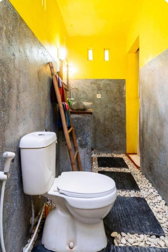Bathroom 4, Kuta Mountain bungalows, Lombok