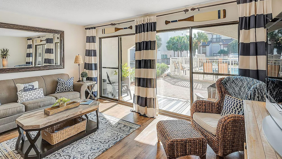 Dune Villas 6A, Walton