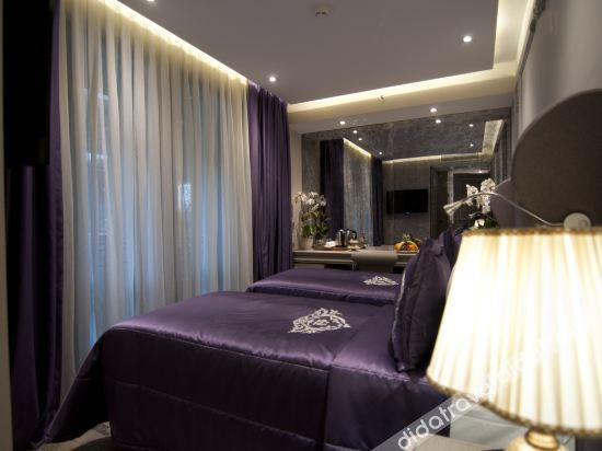 Others 2, Tk Taxim Hotel, Beşiktaş
