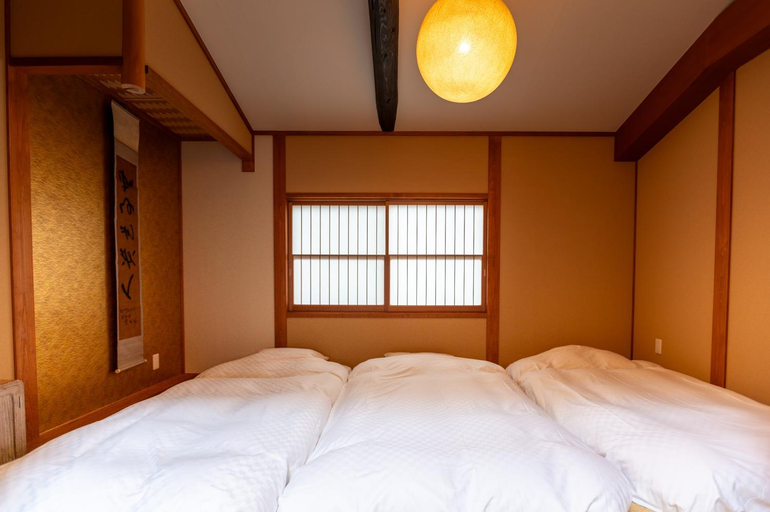 Others 3, Mokuren, Kyoto