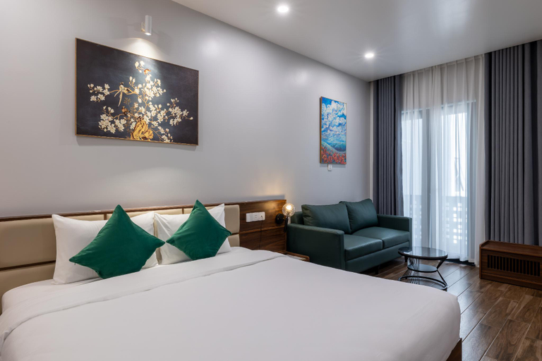 Bedroom 13