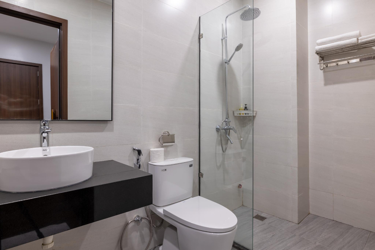 Bathroom 5