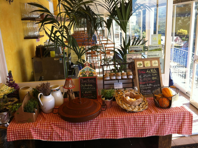 Food & Drinks 1, Agriturismo Le Pale, Genova