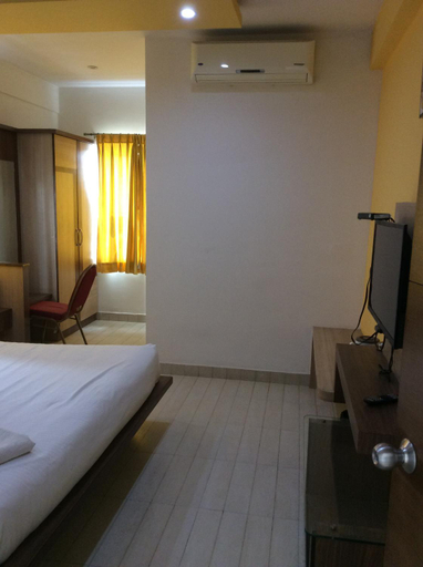 Bedroom 8