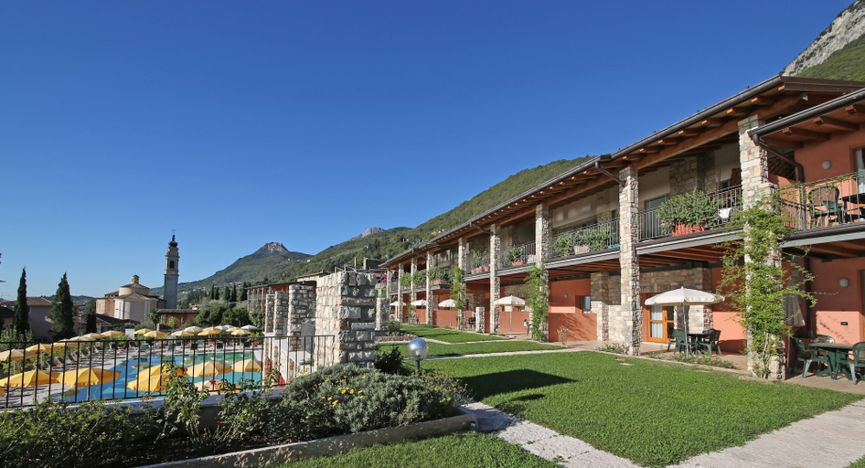 Exterior & Views 2, RESIDENCE BORGO DEI LIMONI, Brescia