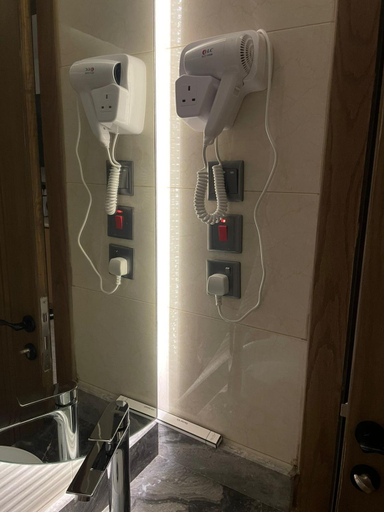 Bathroom 3, Yaz Hotel, Taif