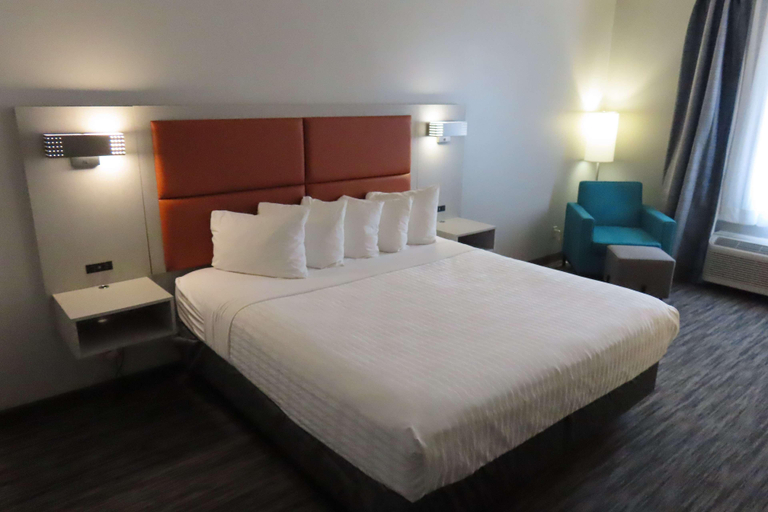 Bedroom 3, Best Western Heritage Inn & Suites, Saint Martin