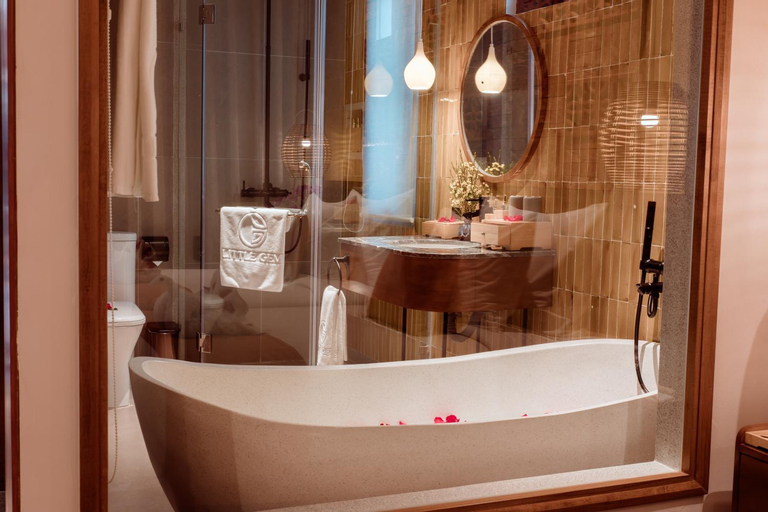 Bathroom 21
