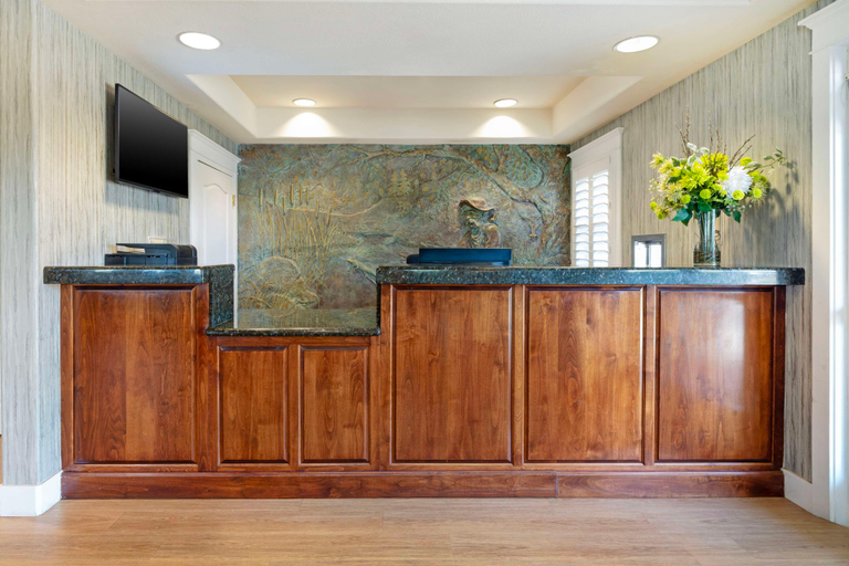 Public Area 3, Best Western Cedar Inn & Suites, Calaveras