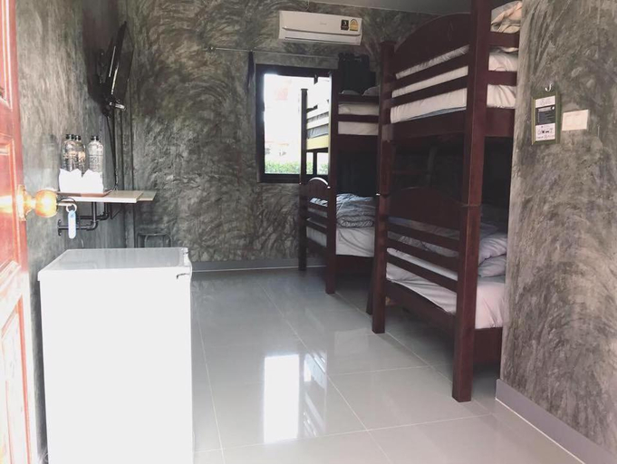 Others 2, YOJI House and Cafe, K. Wiang Nong Long