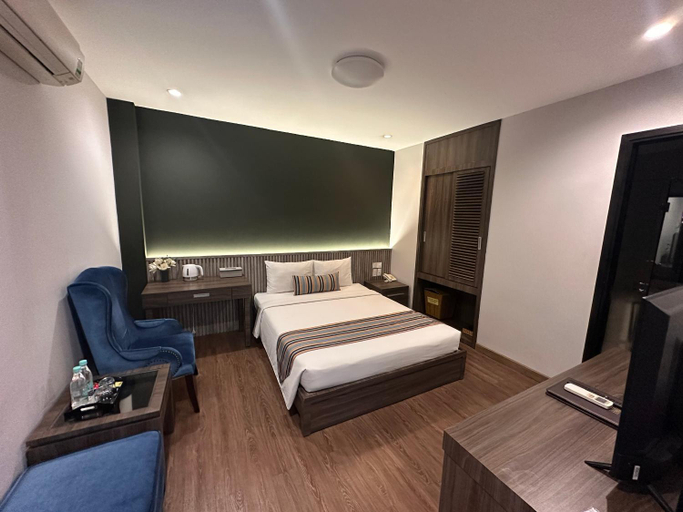 Bedroom 5