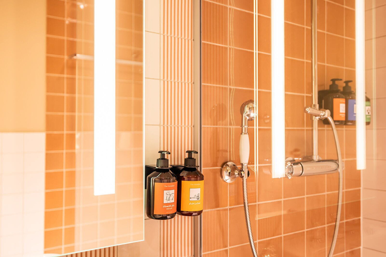 Bathroom 5, The Ostendian, West-Vlaanderen