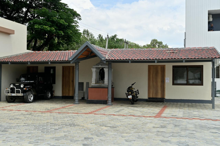 Others 4, Sharu's Inn, Chikmagalur