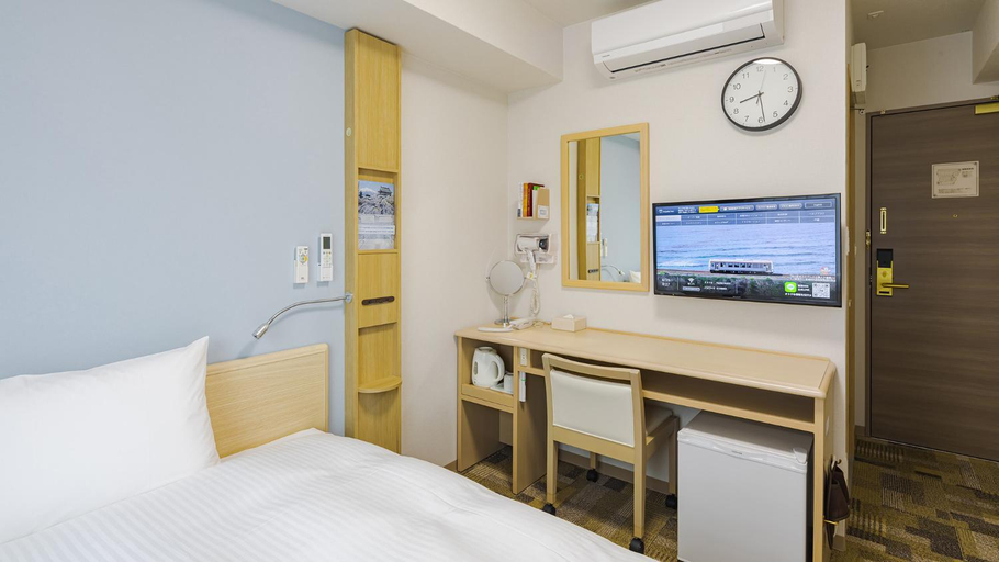 Bedroom 3, Toyoko Inn JR Wakayama-eki Higashi-guchi, Wakayama